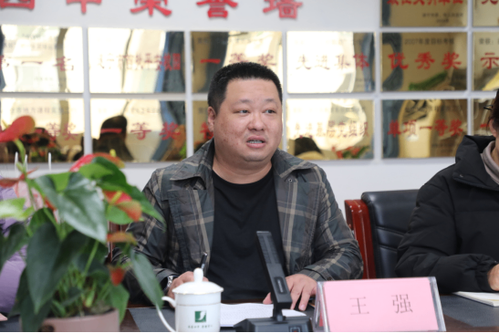 成都师范学院送培进‘诊断式培训专家组莅临四中活动方案(1)167.png