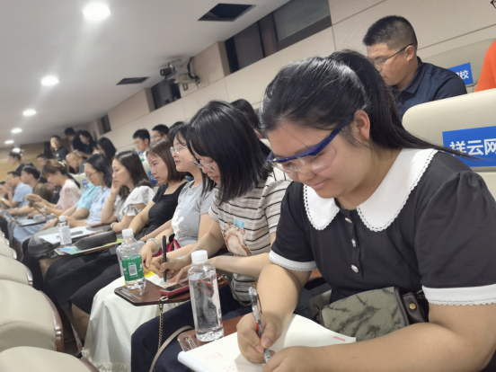 成都石室中学学习推送173.png