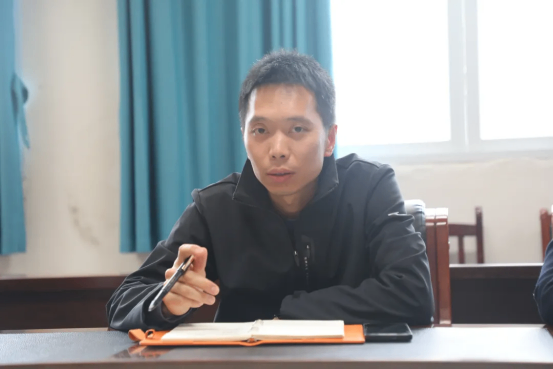 严抓食品安全 守护师生健康120.png