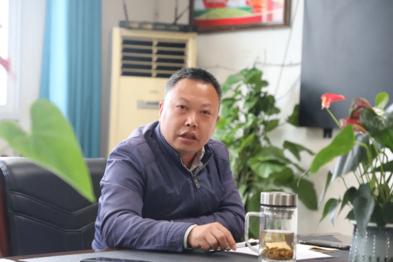 严抓食品安全 守护师生健康392.png