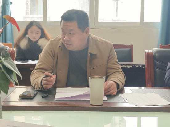 初三年级会68.png